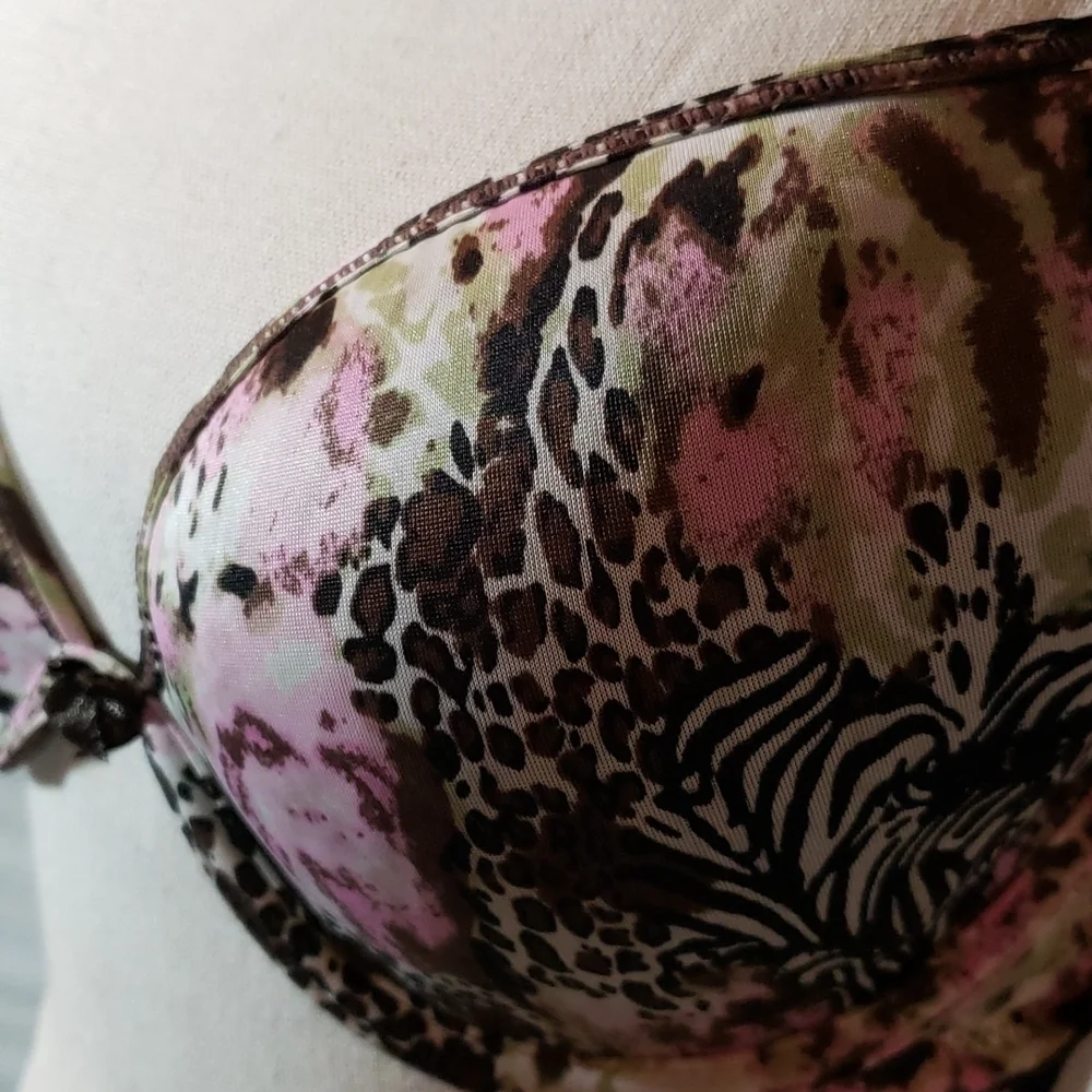 𝅺NWT Sophie B 36D Underwire Bra Jungle Print