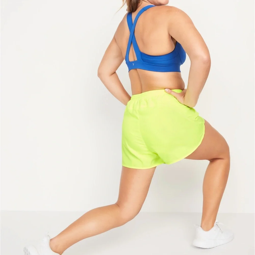 OLD NAVY Mid-Rise Dolphin-Hem Run 3” Inseam Shorts‎
