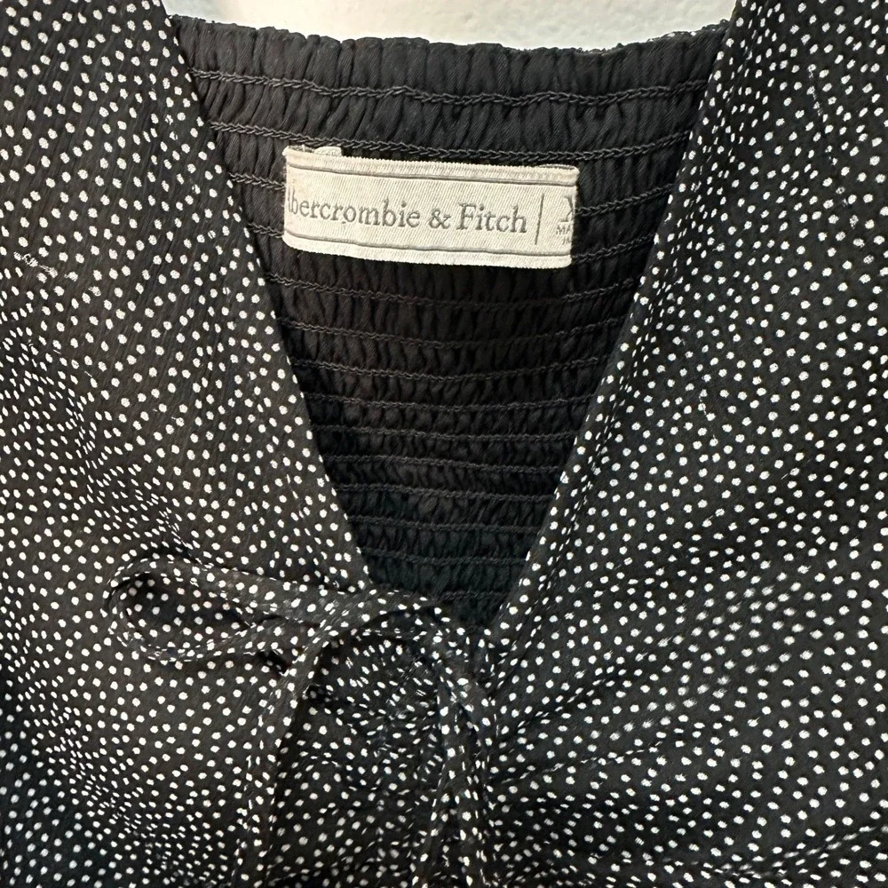 Abercrombie Fitch‎ Black White Polka Dot Ruched V Neck Long Sleeve Crop Top
