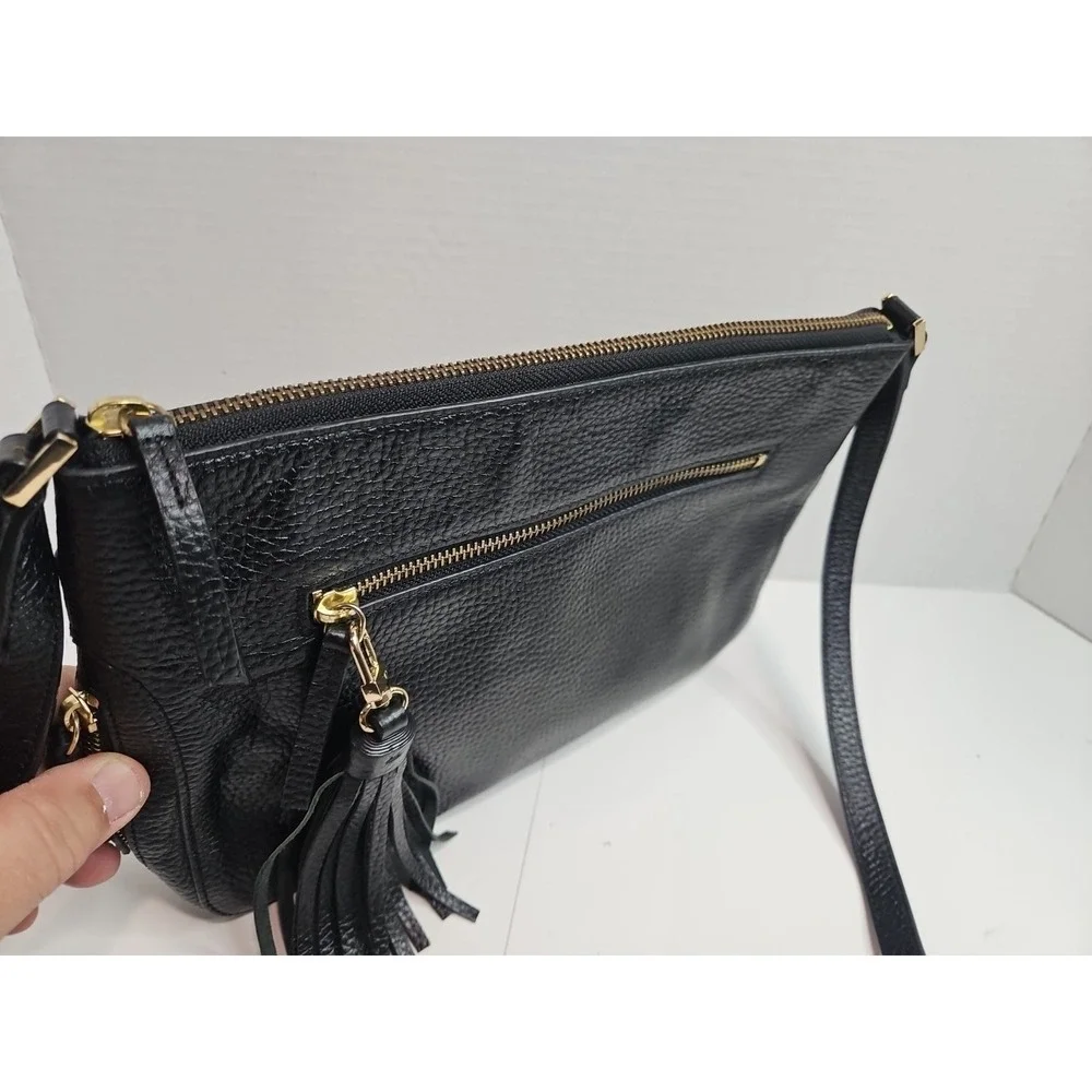 Halogen tassel exudes allows