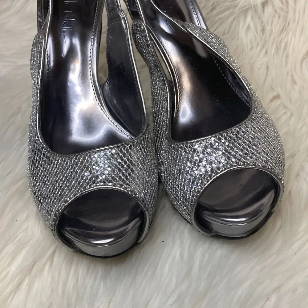 Nicole Miller - Metallic Silver Platform 5” High Heels sz 8.5