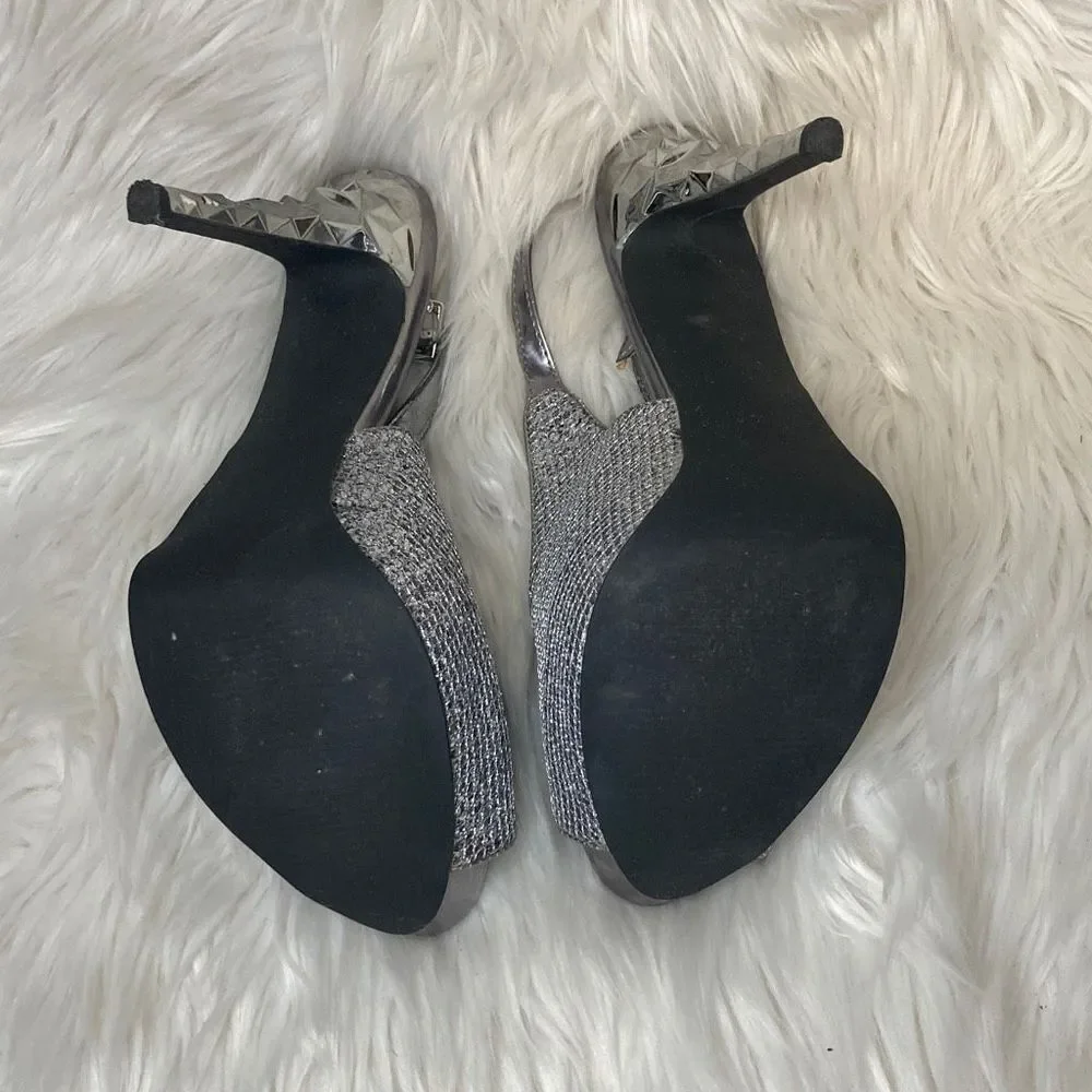 Nicole Miller - Metallic Silver Platform 5” High Heels sz 8.5