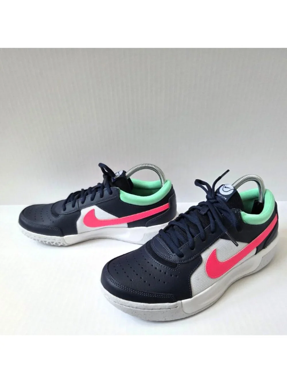 Nike court zoom