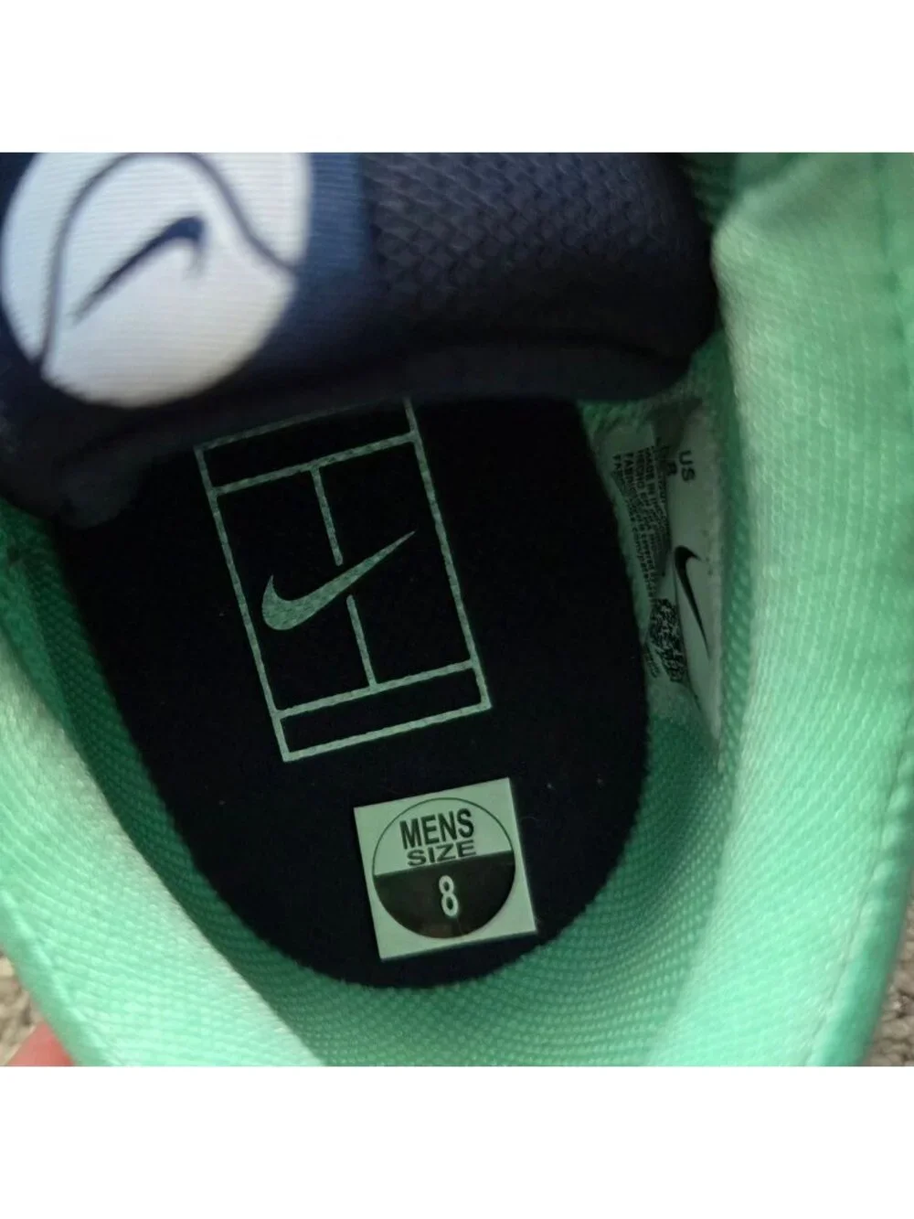 Nike court zoom