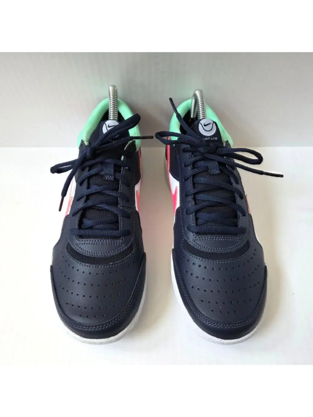 Nike court zoom