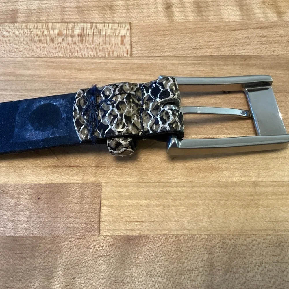 Sandy Duftler Designs Women's Snake Skin Print Leather Belt 2485 Medium