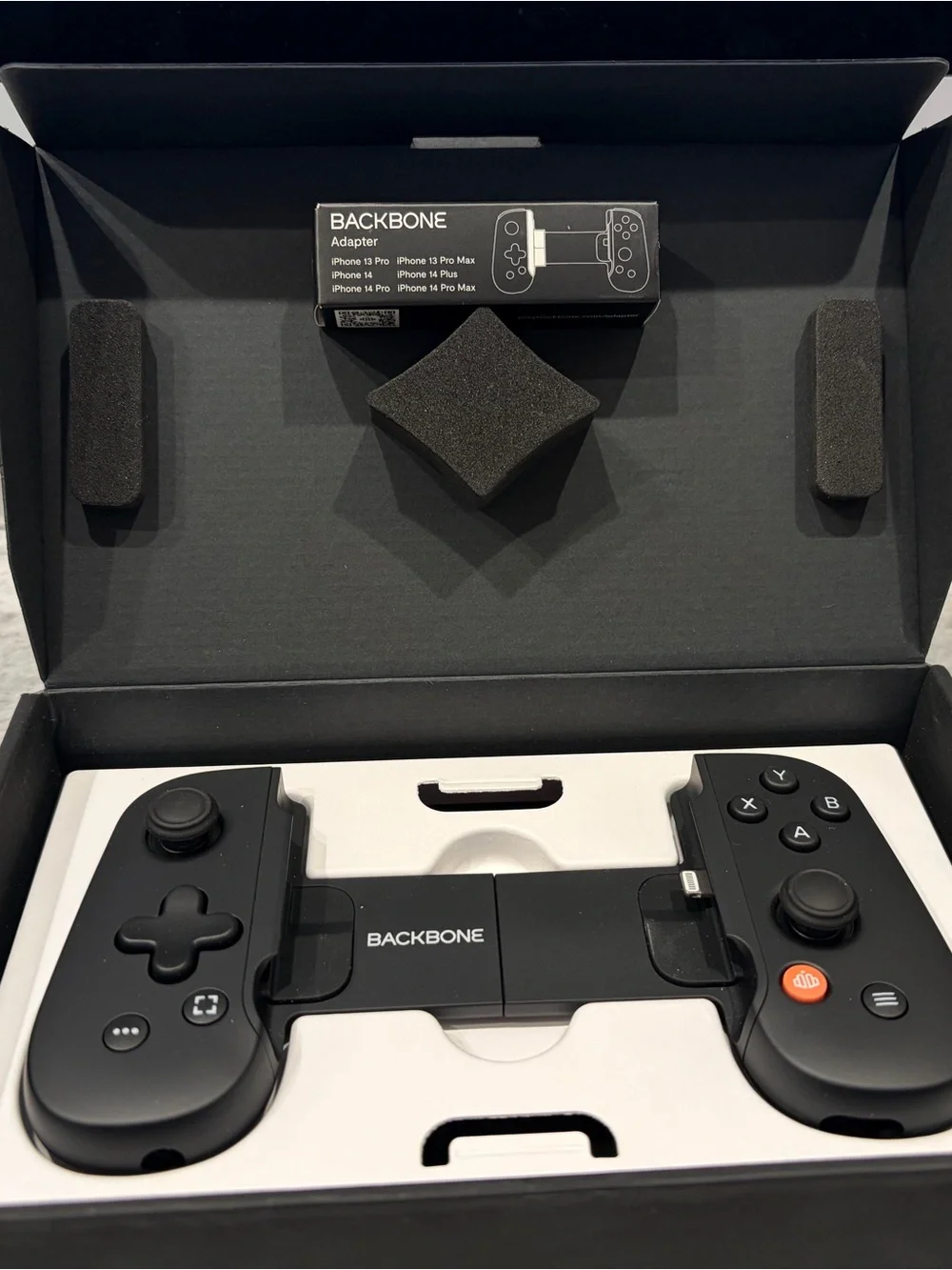 Backbone Compact Black Mobile Gaming Controller