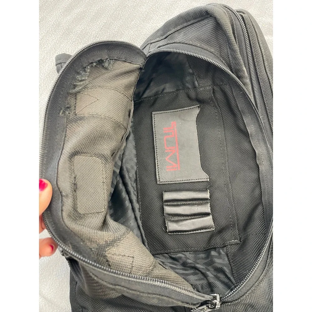 Tumi slim briefcase