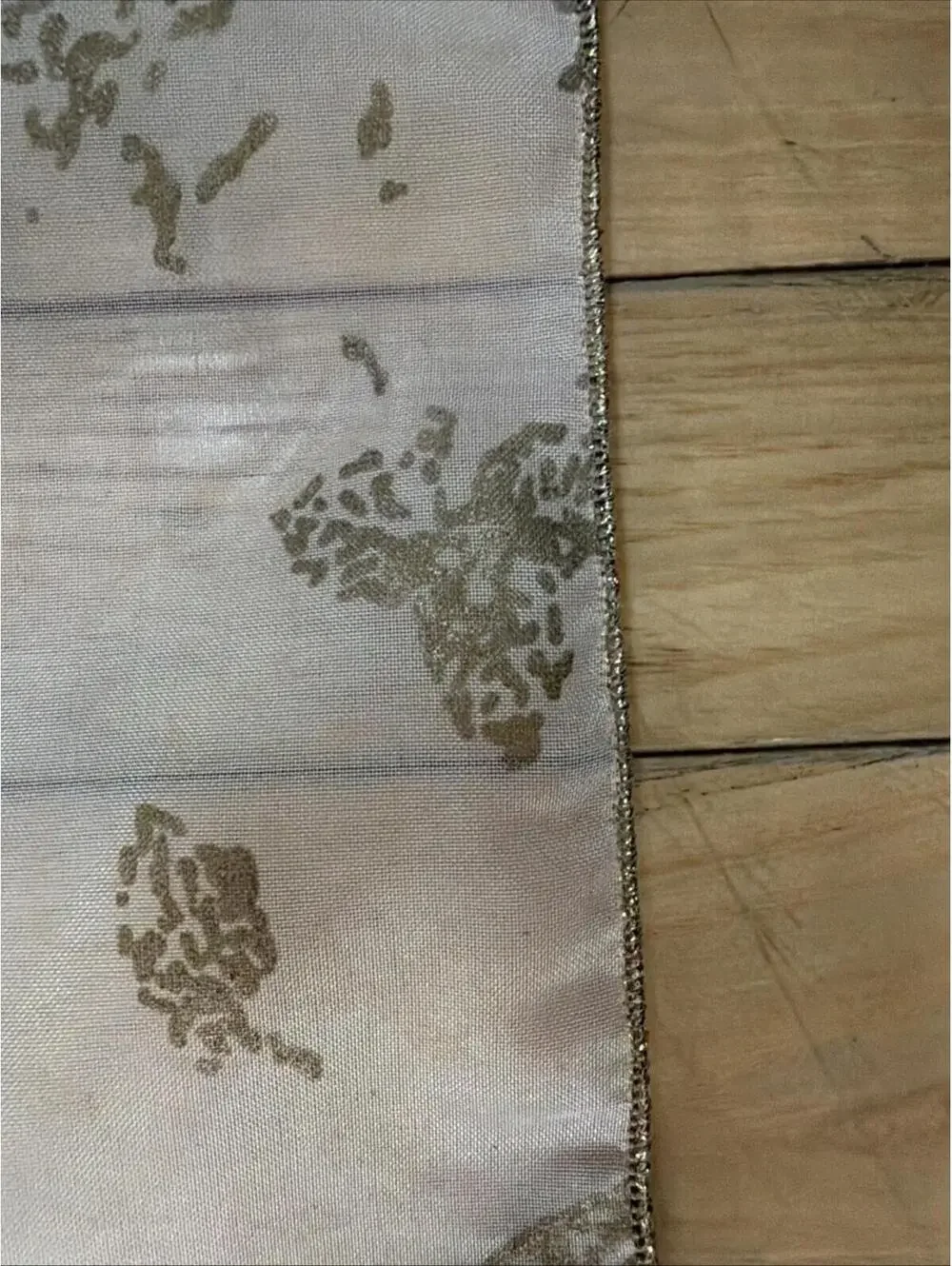 N/A vtg gold