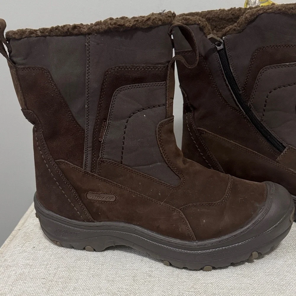 Hi-Tec stylish brown