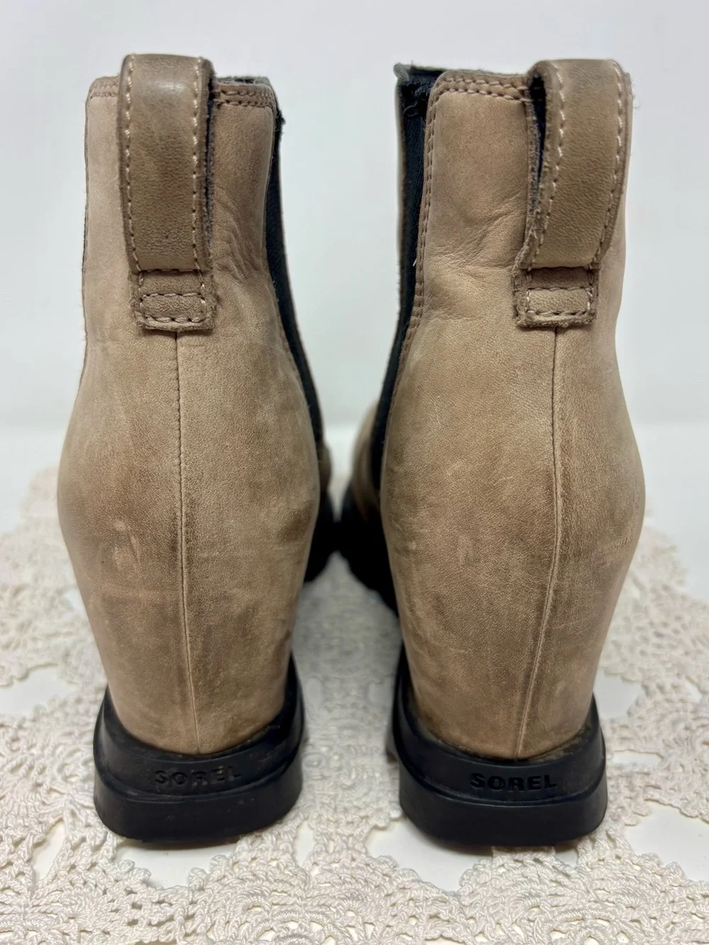 Sorel good lightly