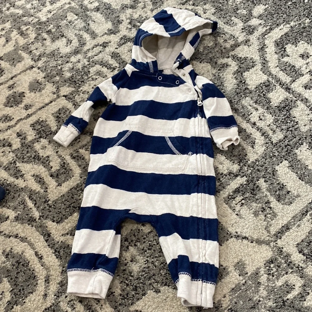 GAP bundle onesie