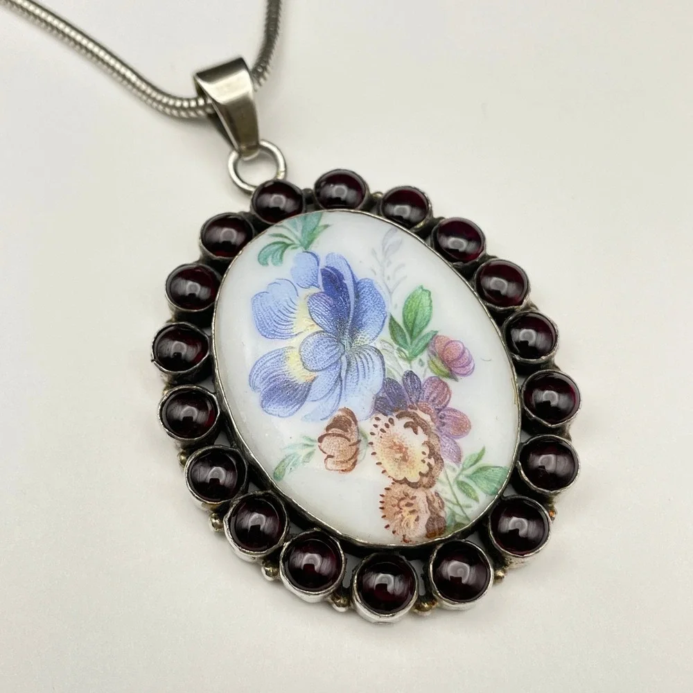 Larger Sterling Silver Floral‎ Painted Ceramic Garnet Pendant Necklace