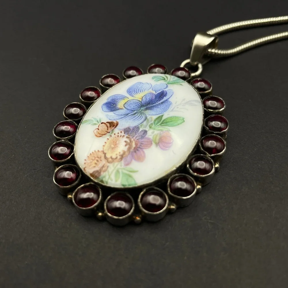 Larger Sterling Silver Floral‎ Painted Ceramic Garnet Pendant Necklace