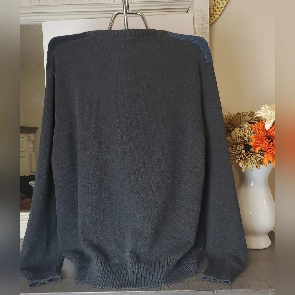 Dockers warm sweater
