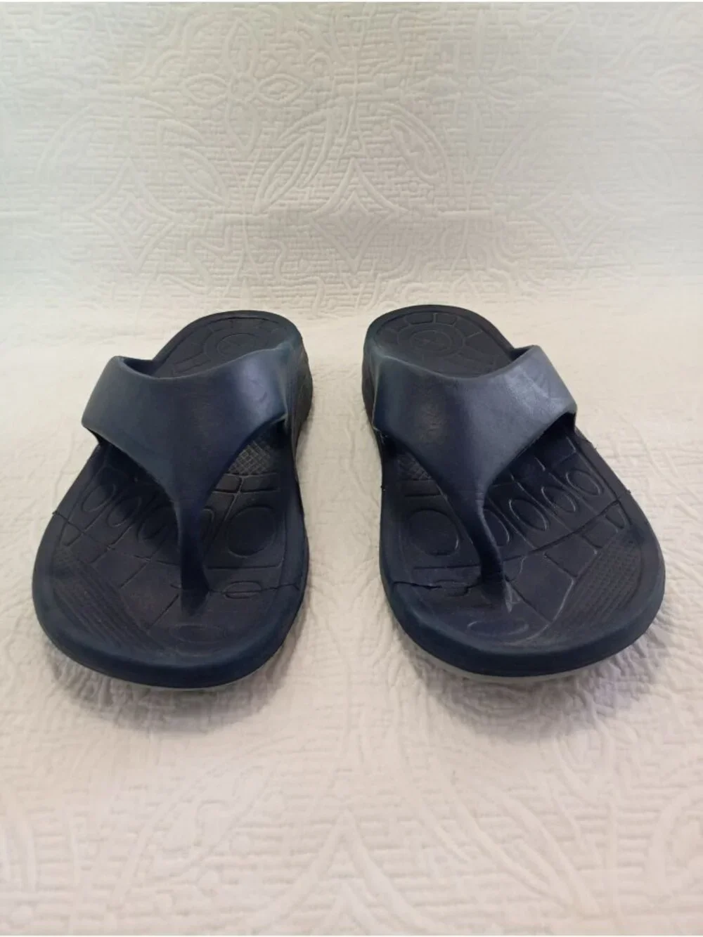 Aetrex flop ensures blue