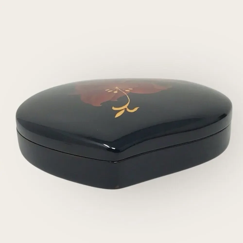Vintage box orange