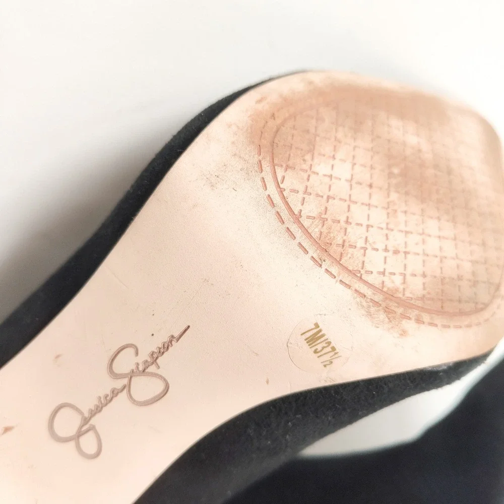 Jessica Simpson evening modern