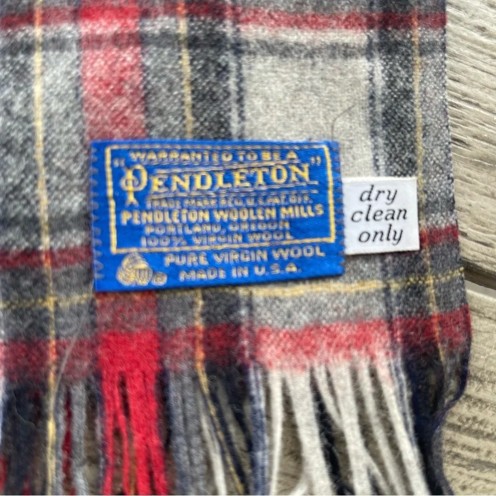 Pendleton Woolen Mills Vintage Wool Plaid Scarf Wrap Unisex