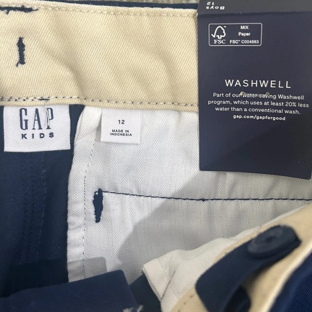 NWT gap kids navy straight leg Chinos washwell adjustable waist size 12(boys)