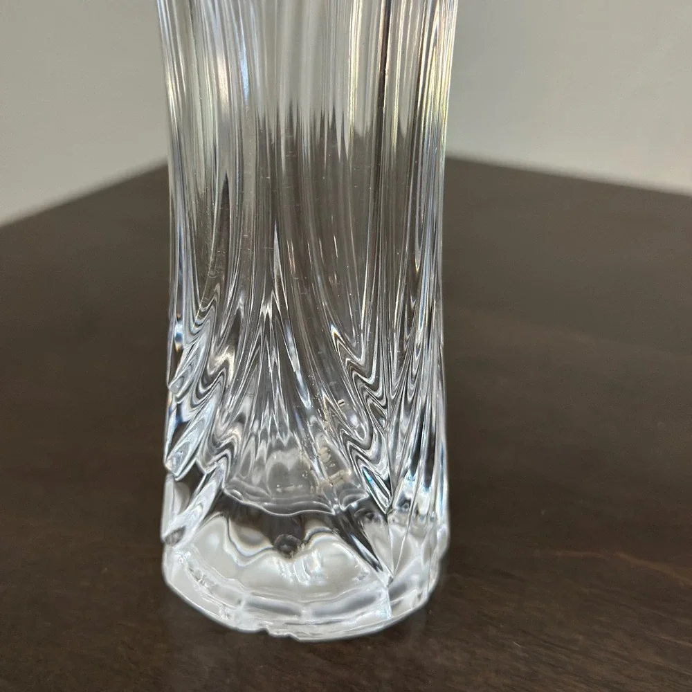 Cristal d'Arques Chatelet 24% lead Crystal Swirl Bud Vase Small Square Top 6.5