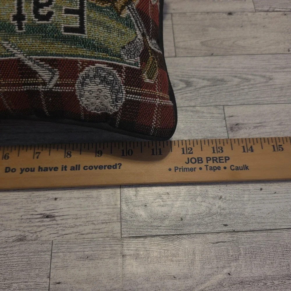 The Unbranded Brand vintage eat