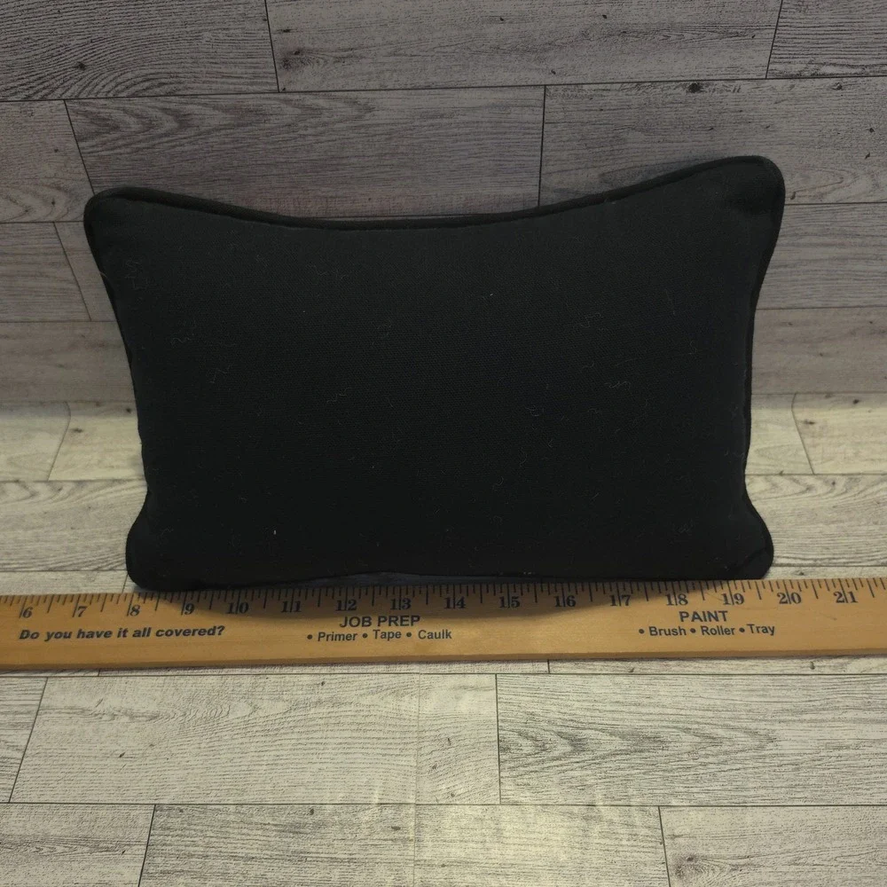 The Unbranded Brand vintage eat