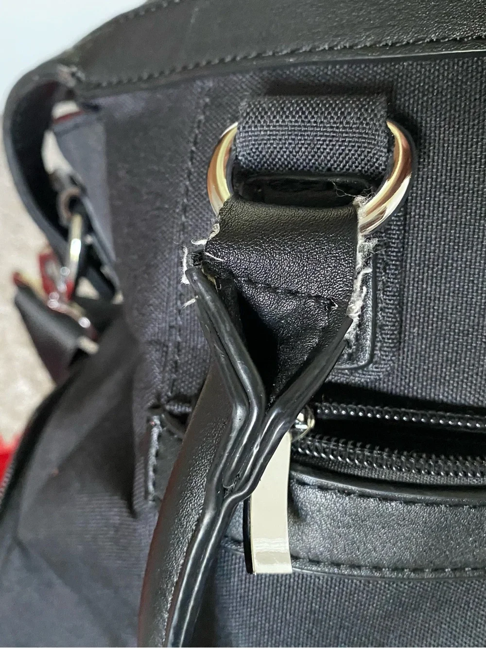 Sarah Wells bag easily pump