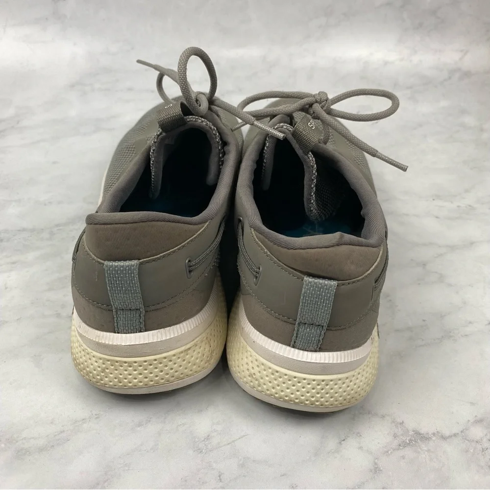 Sperry outdoor fishing
