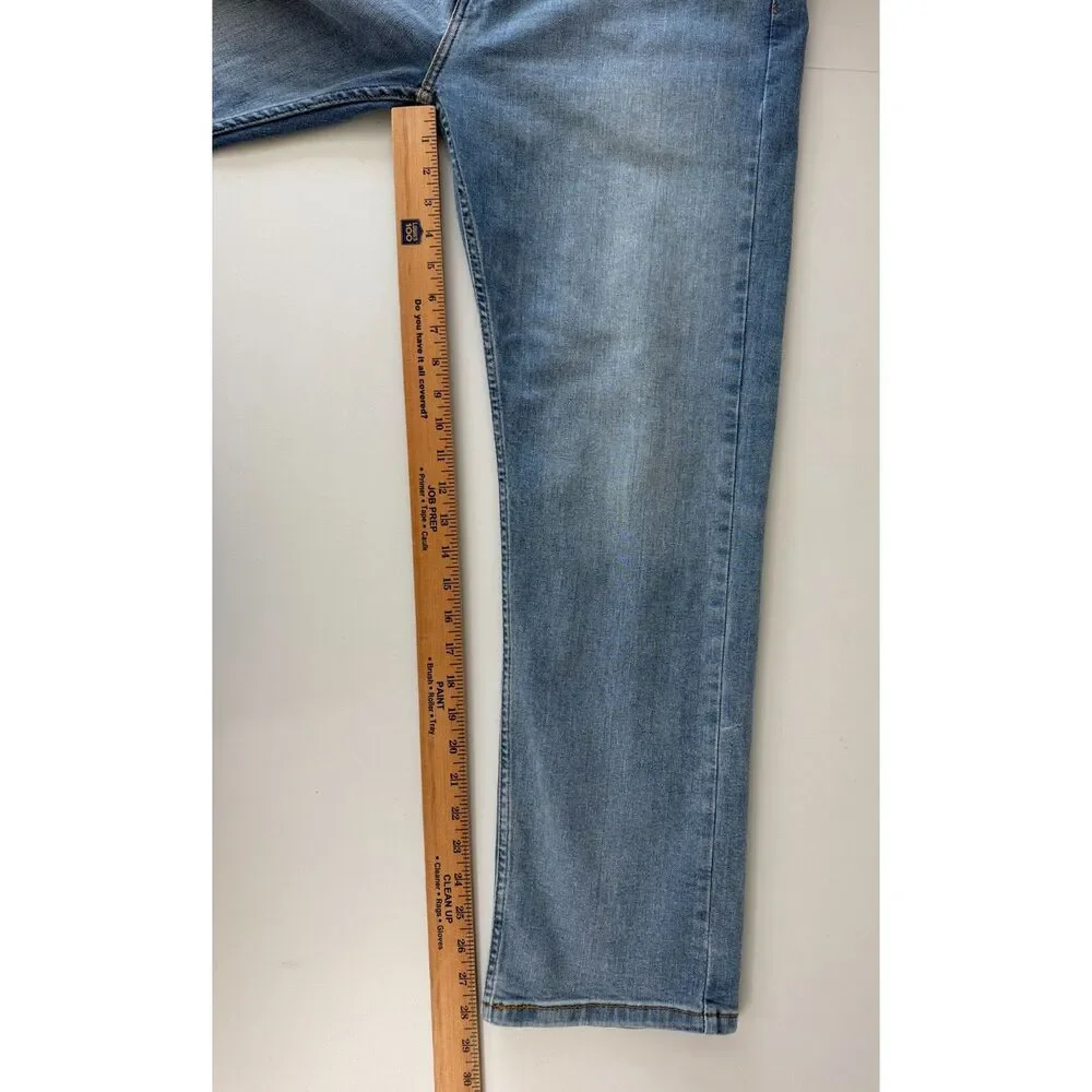 Levis great pre