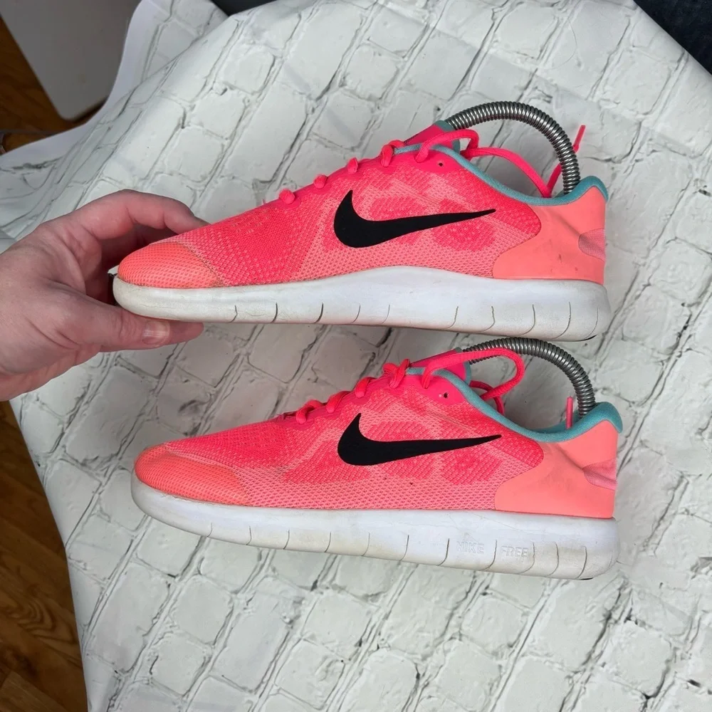 Nike Free RN 2017 (GS) Racer Pink/Black-Lava Glow Kids 7Y = Womens 8.5
