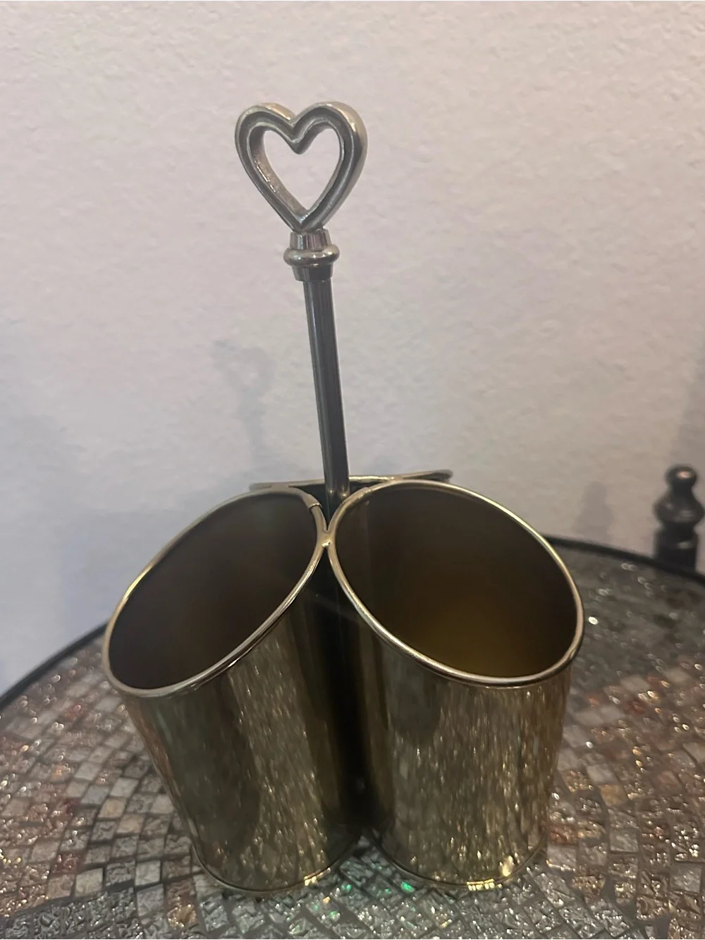 Heart-Top Gold Metal Make-up brush holder