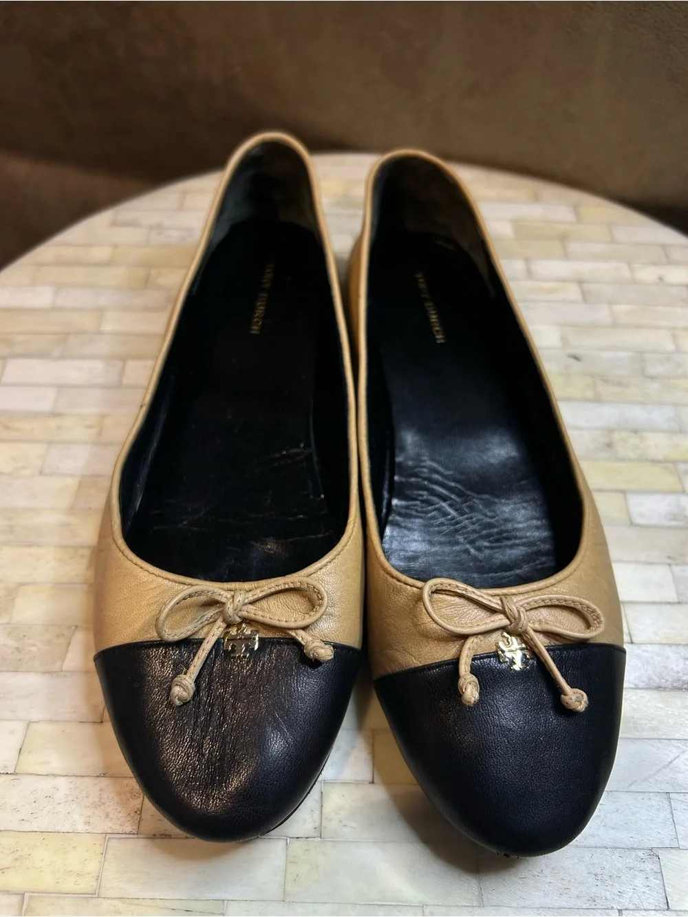 Tory Burch ballet cap
