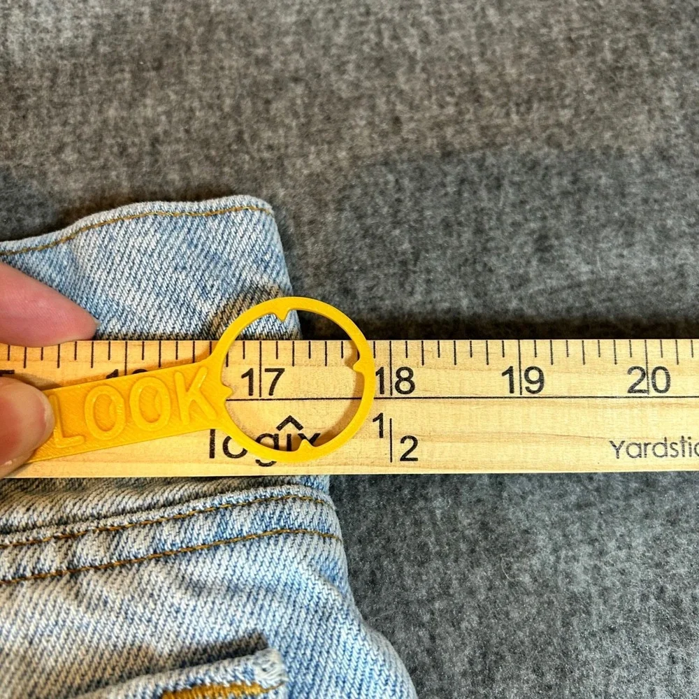 Levis americana straight