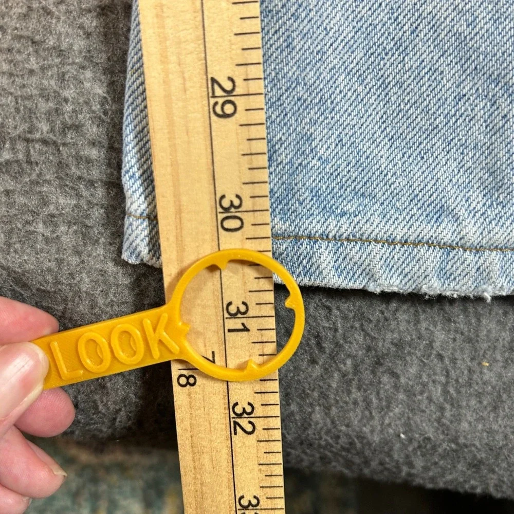 Levis blue zip 36x32