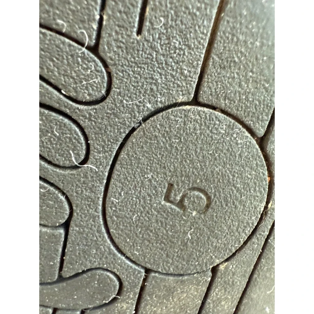 BearPaw wool soft logo