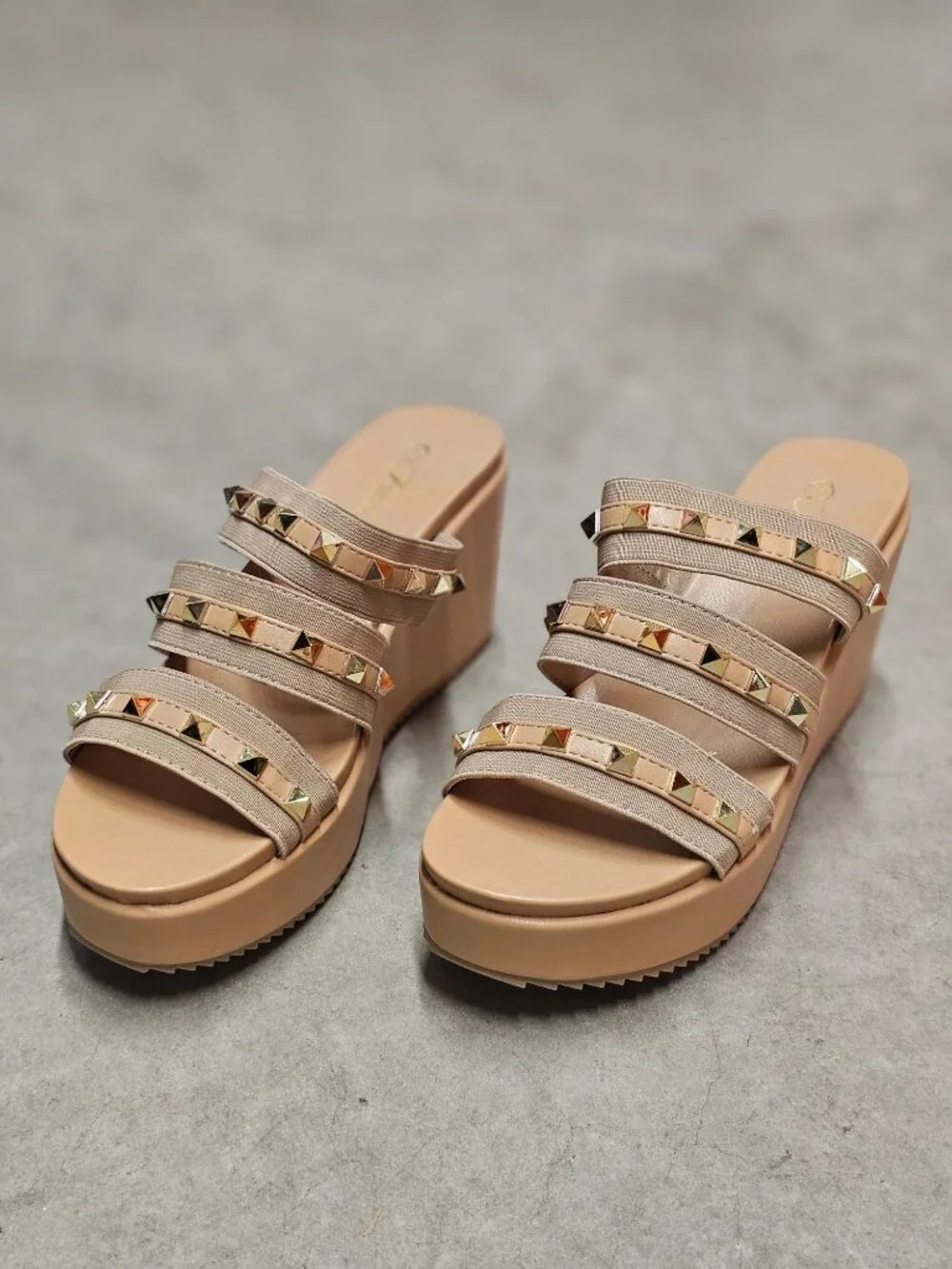 N/A these wedge