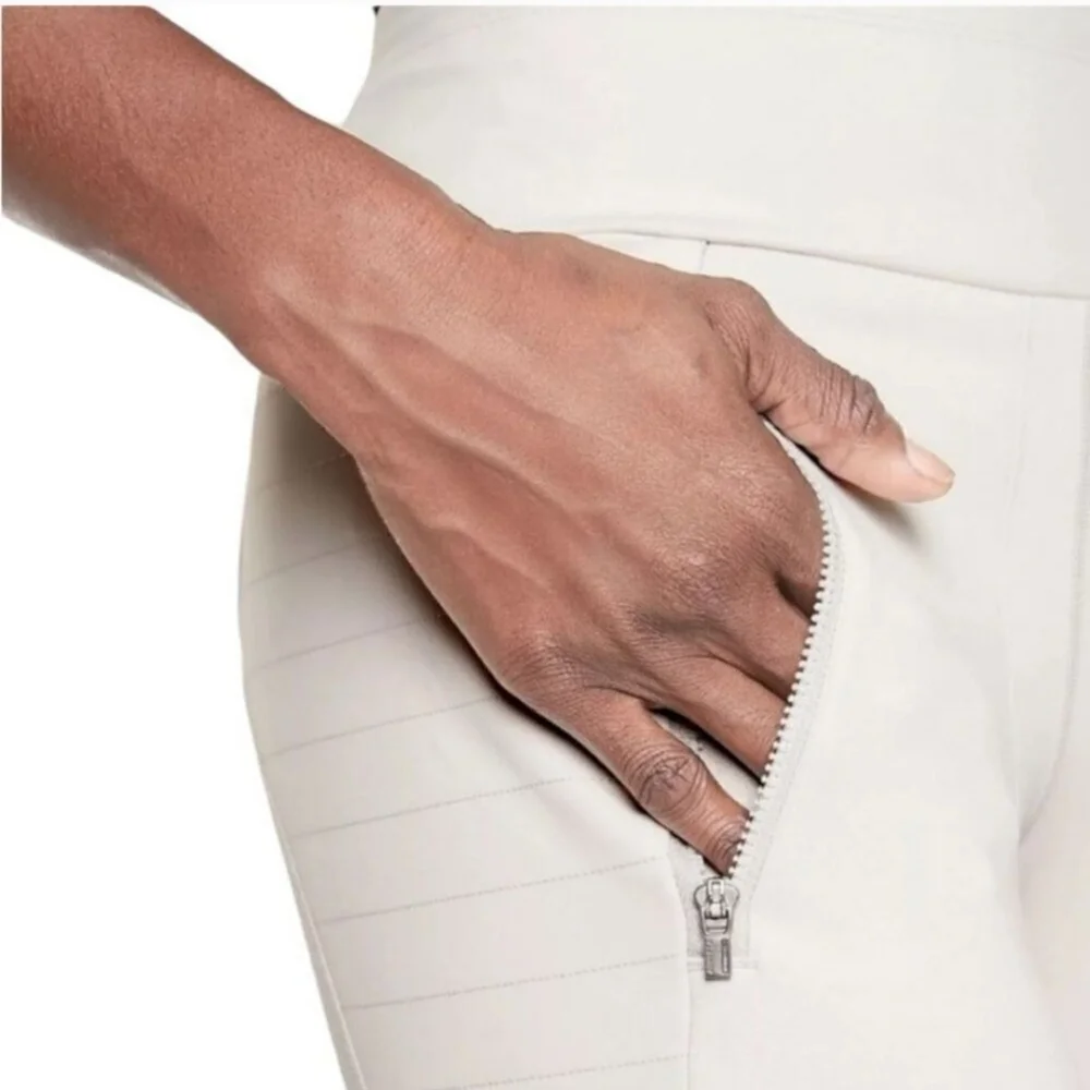 Athleta peak hybrid