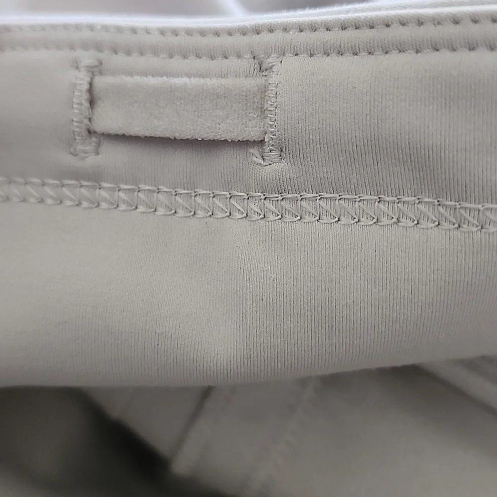 Athleta peak hybrid