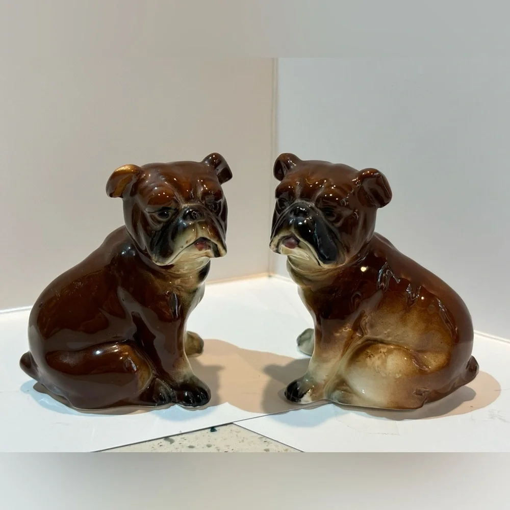 Vintage Antique Bulldog Puppies Salt &‎ Pepper Shakers Set Made in JAPAN