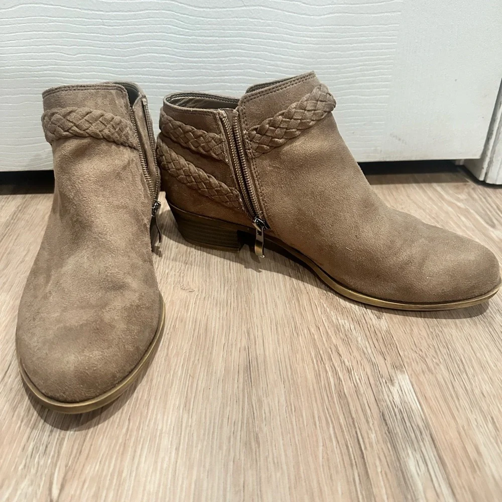 Life Stride chic ankle
