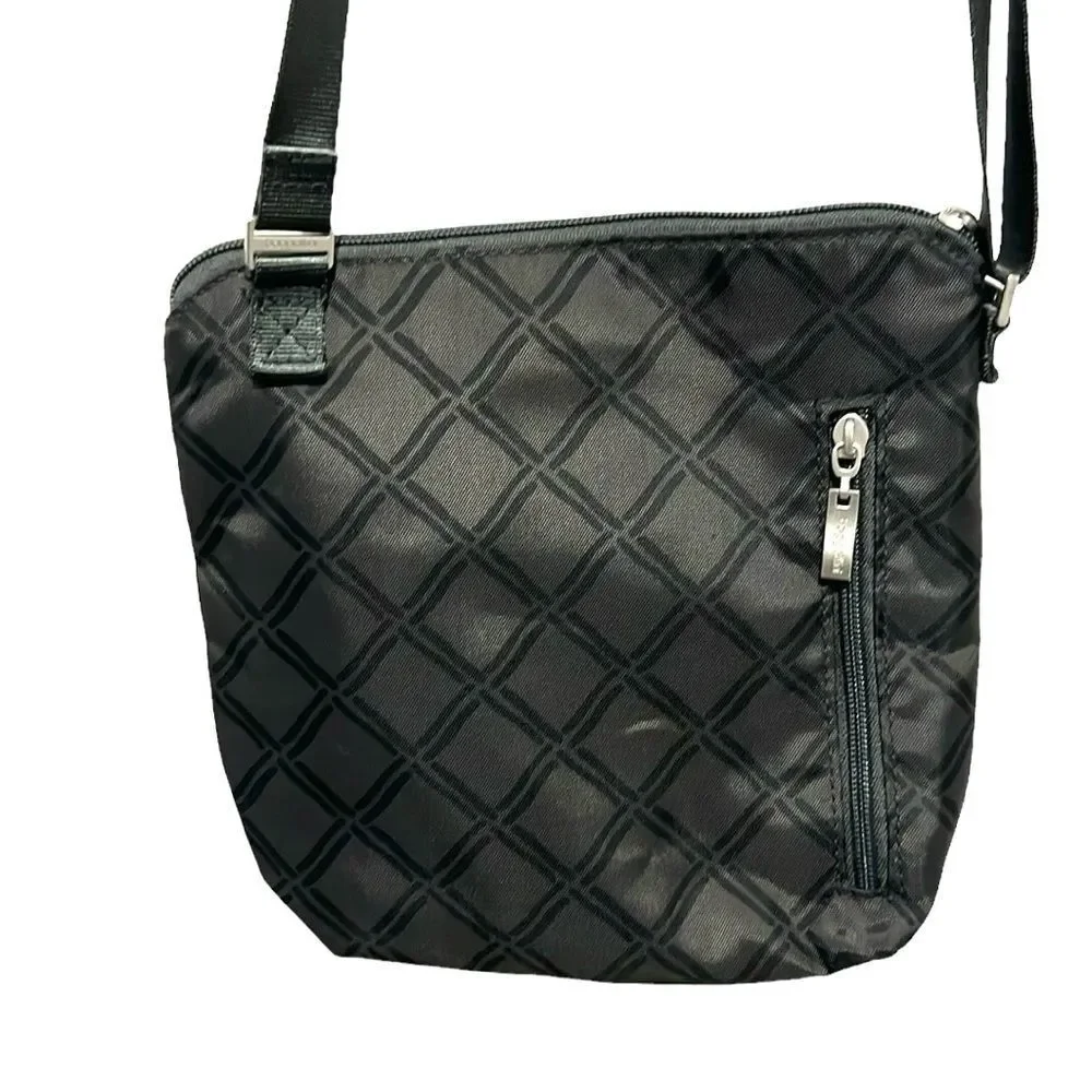 Baggallini gray and black crossbody bag with adjustable straps