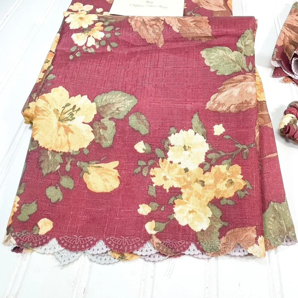 N/A set maroon