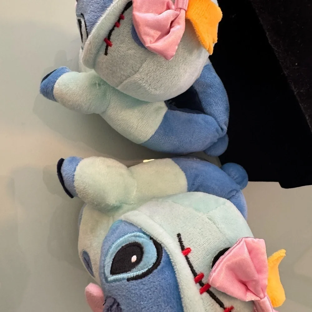STITCH!!! Disney Blue and White Fabric size 5/6 Slipper. NOT WORN