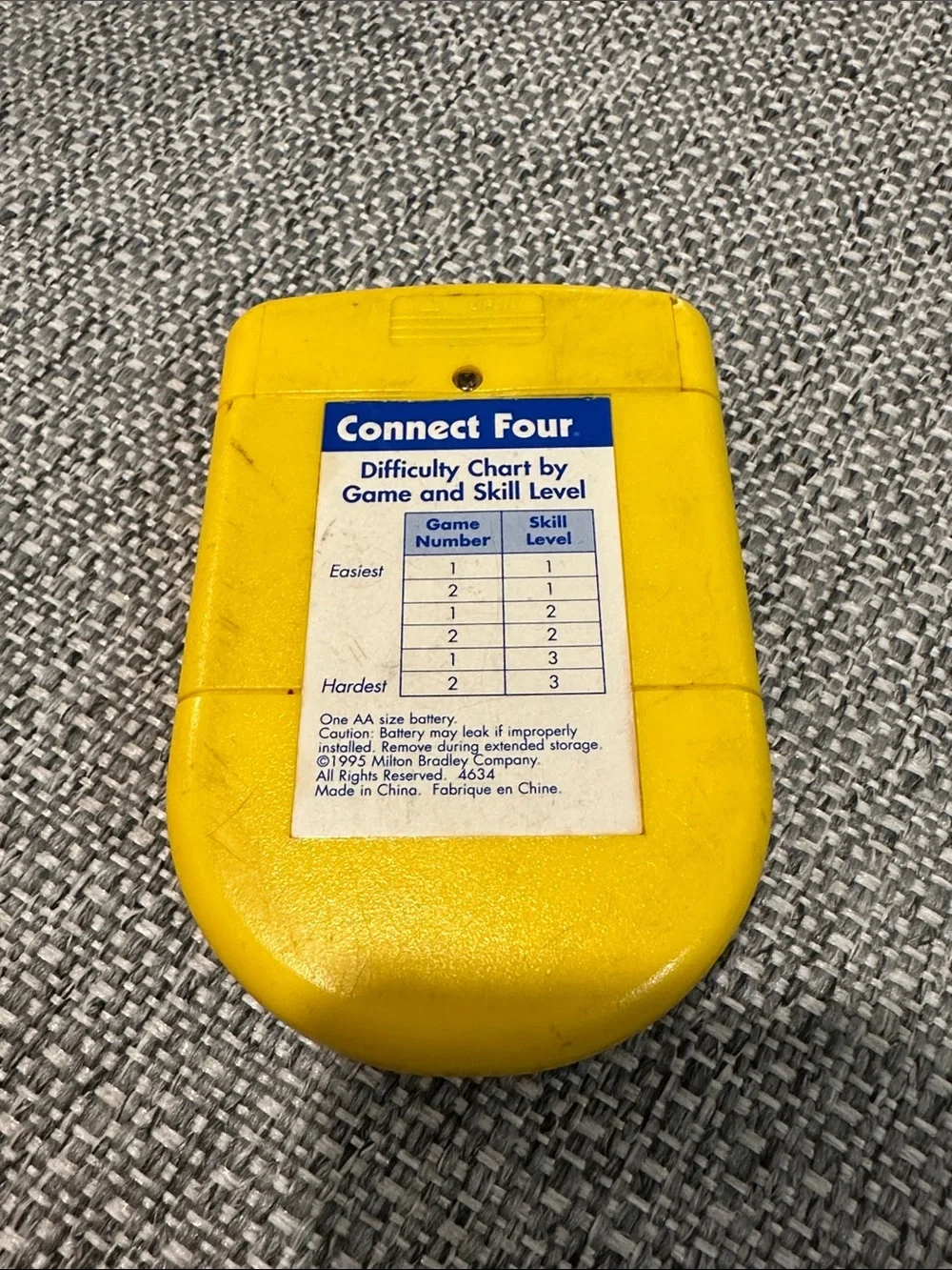 Vintage Connect Four Handheld Game working condition new battery 1990s retro