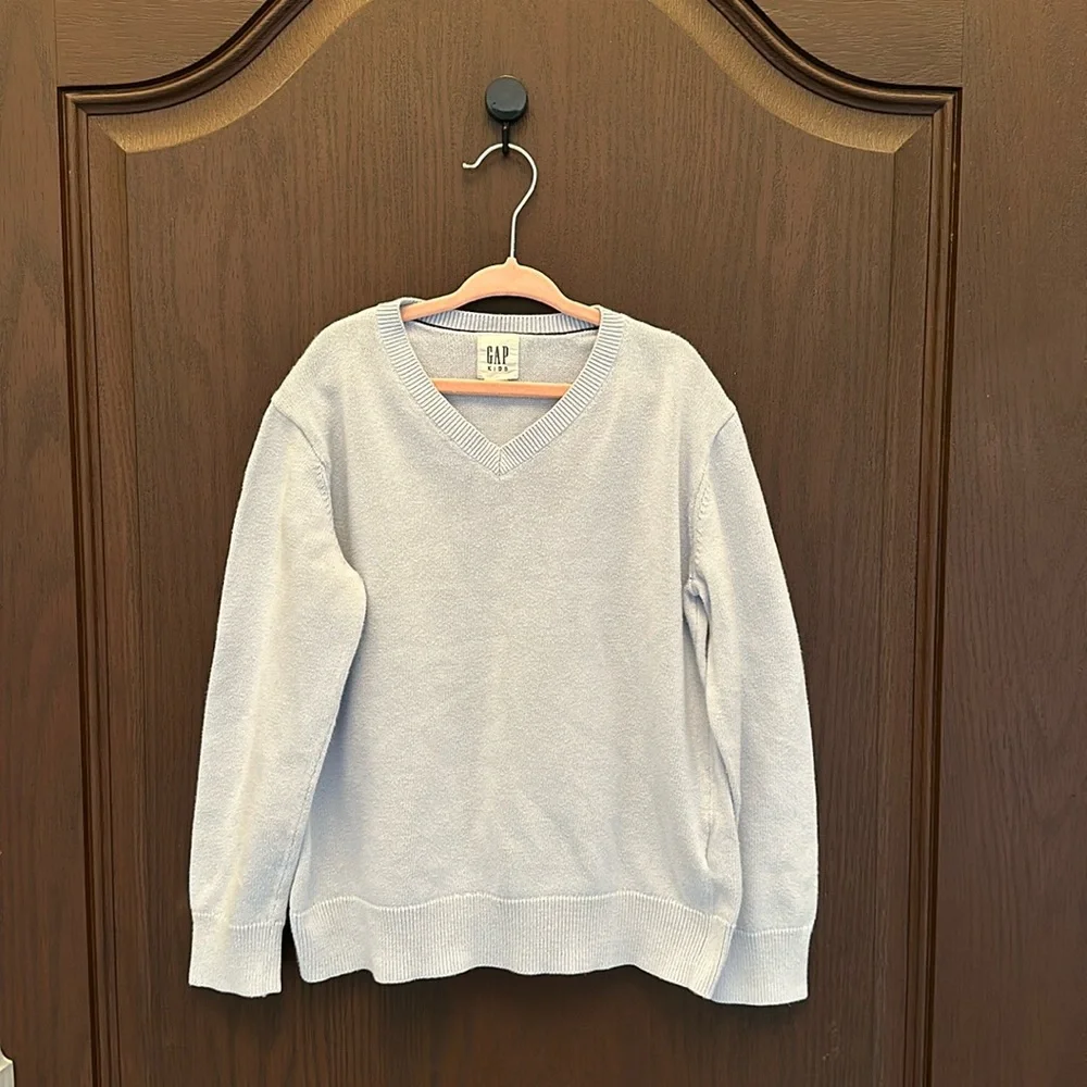 3/$25 GAP Kids Light Blue V Neck Cotton Sweater Pullover Size S 6-7