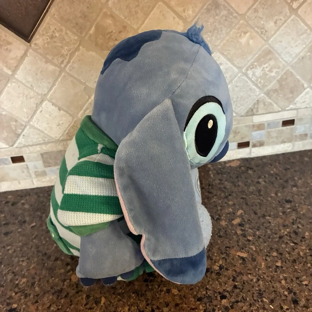 Disney store stitch