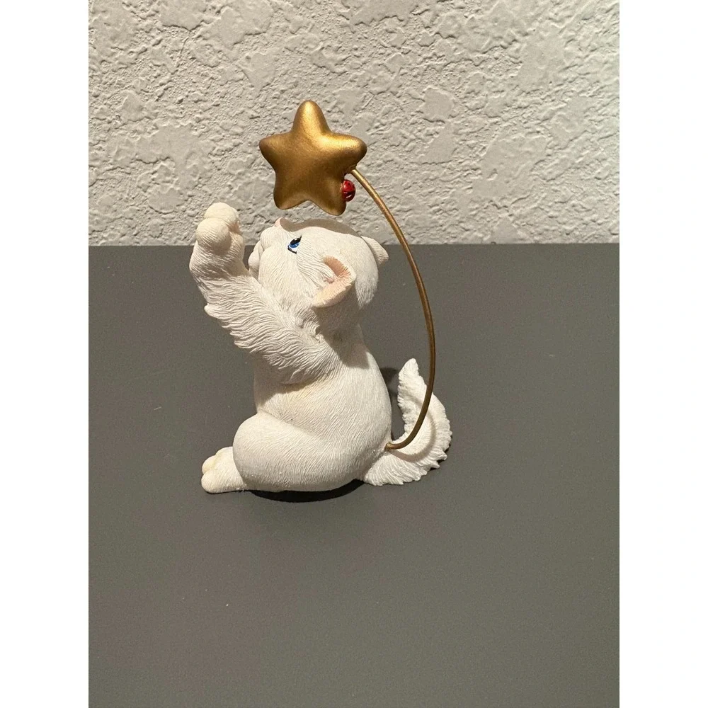 Cat note displayed