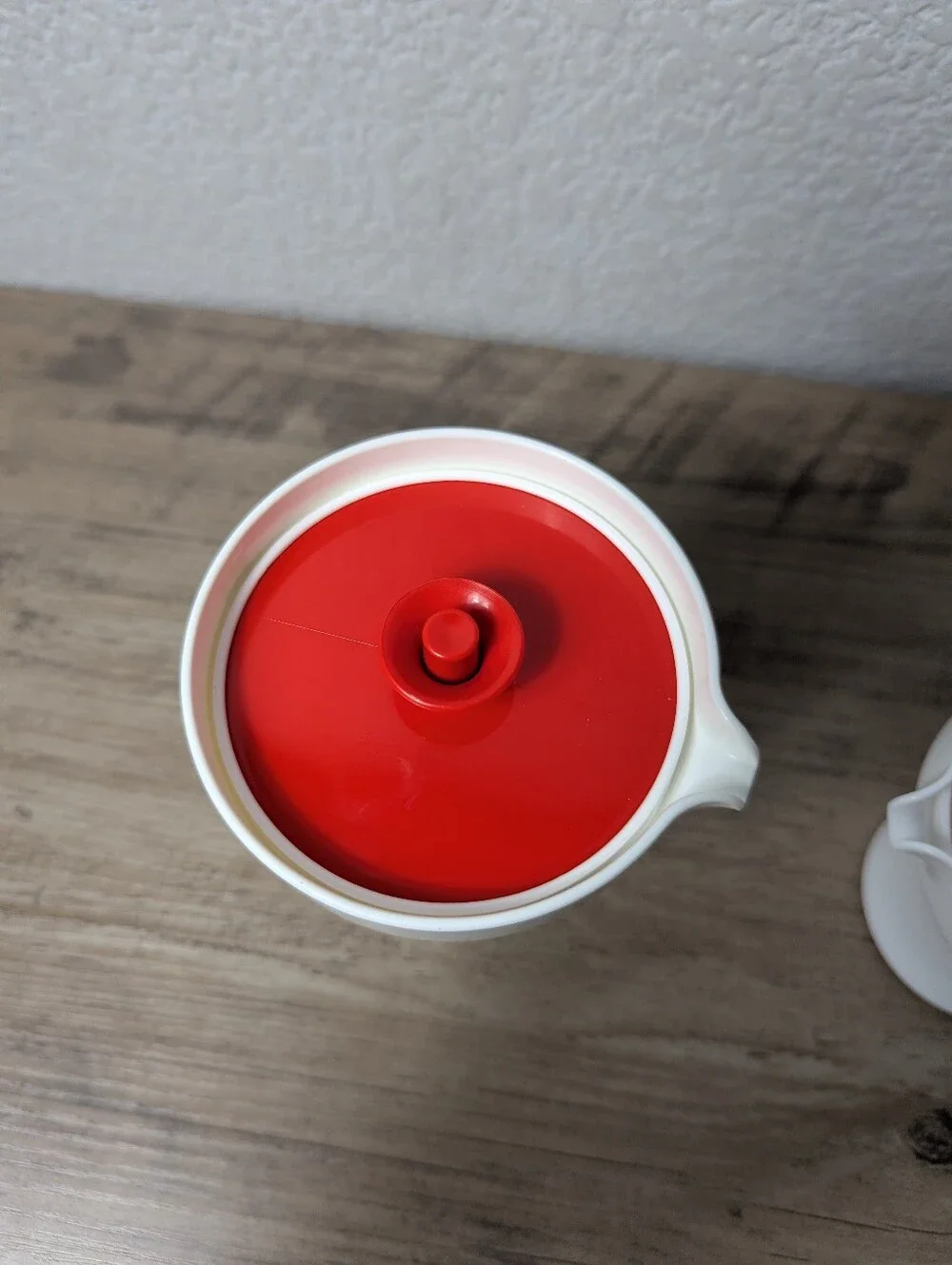 Tupperware creamer sugar