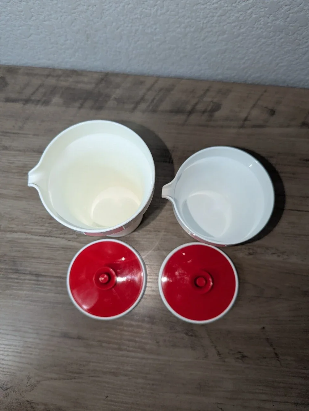 Tupperware creamer sugar